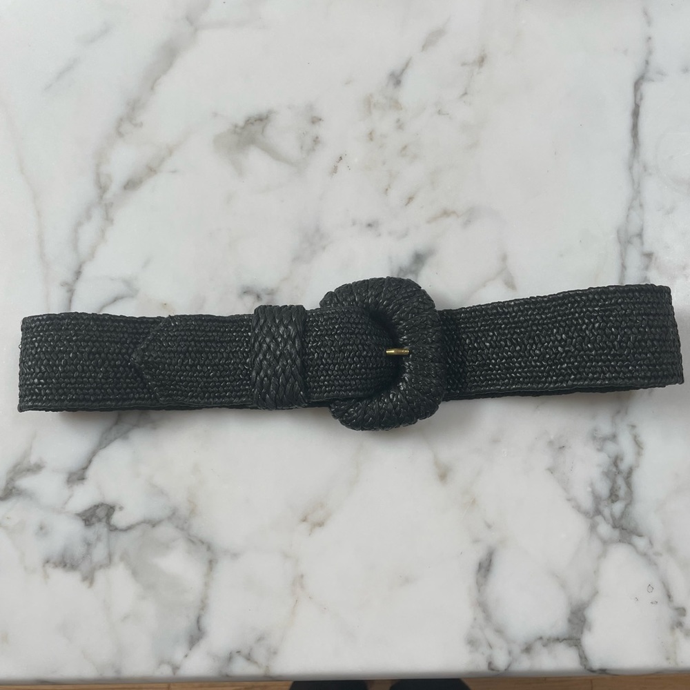 Anthropologie raffia stretch belt size M
